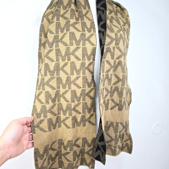 Michael Kors Scarf MK Logo Reversible Black Tan Unisex - Picture 4 of 6